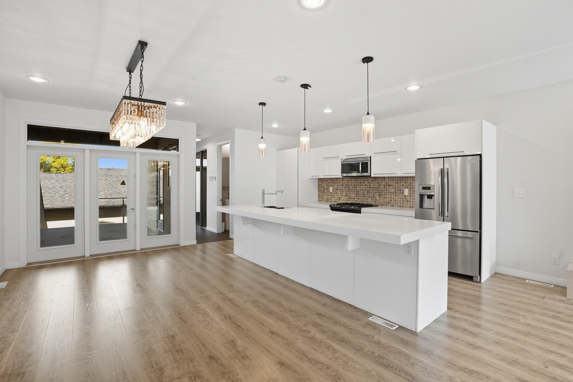 近8街2015年半独立别墅出售·1105 7th St. E——林与唐地产 - 5